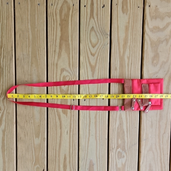 Small Red Vinyl Crossbody Purse โ Multi-Pocket - Picture 6 of 7